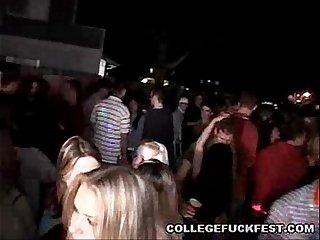 College Fuck Fest 29 - Santa Barbara Shagin'_